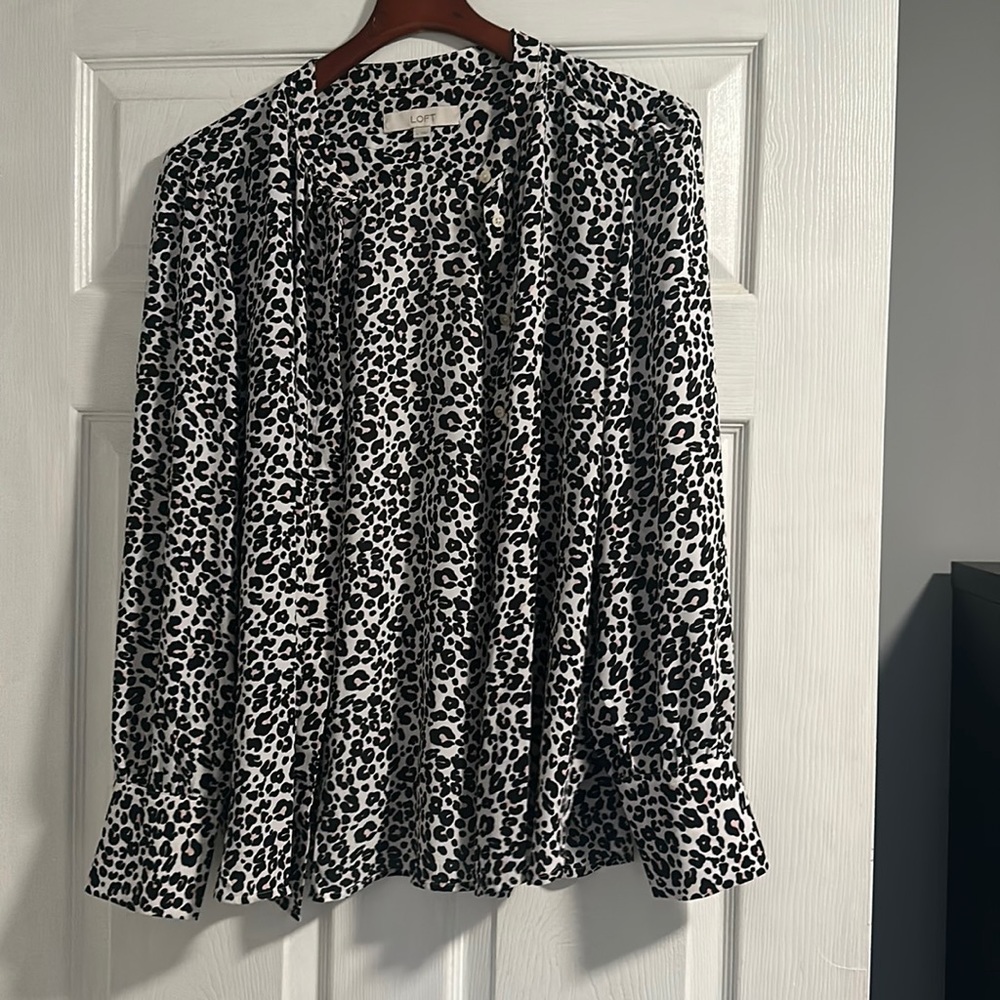 Loft Leopard Print button down blouse,love this one!!